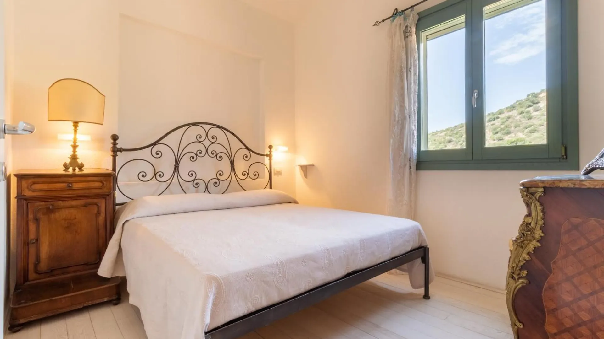 Villa Maffi - Spaziosa, Vista Mare E Parcheggio Villasimius 0*,