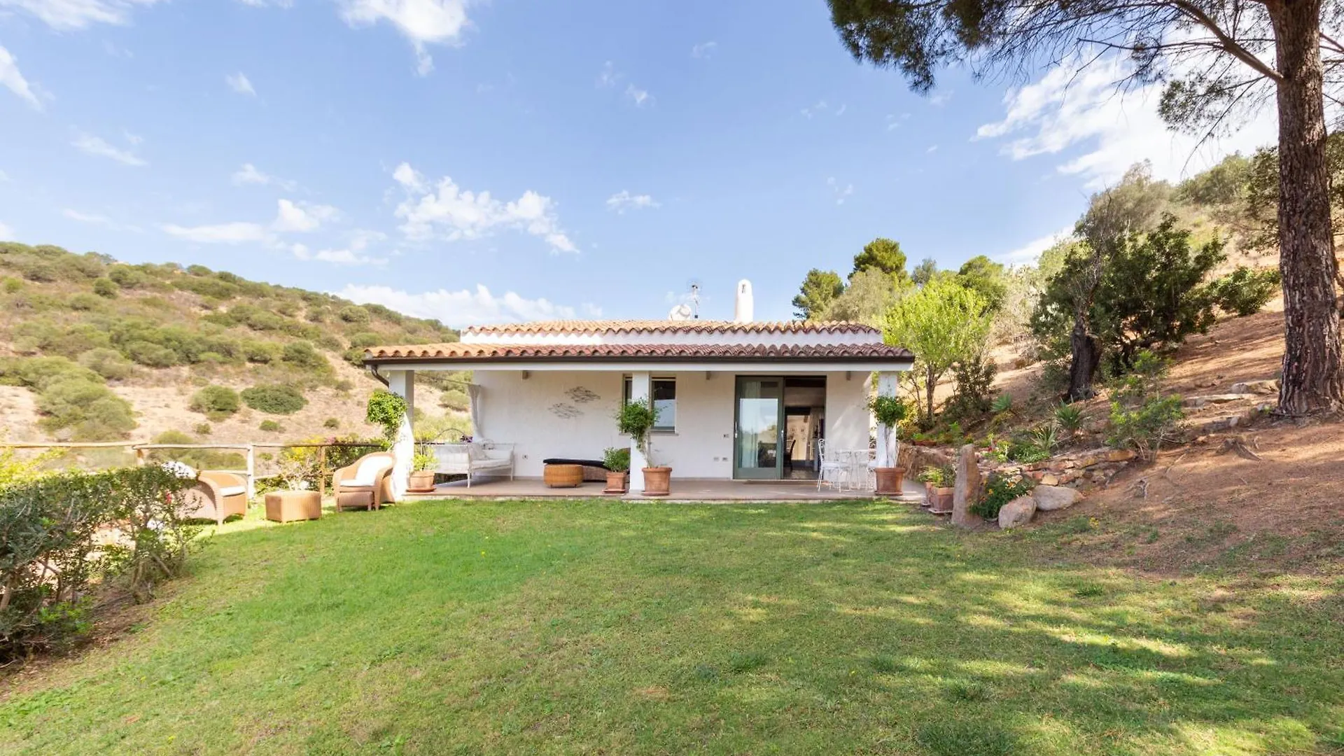 Villa Maffi - Spaziosa, Vista Mare E Parcheggio Villasimius Italien